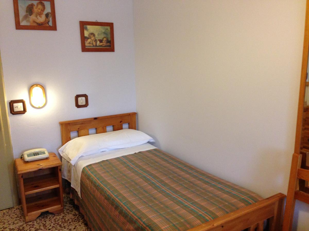 Hotel Cimone ريولوناتو الغرفة الصورة